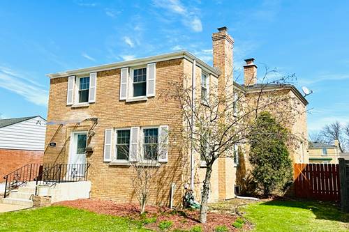 901 S Fairfield, Elmhurst, IL 60126