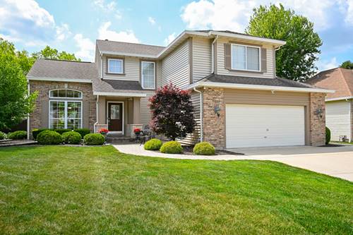 678 Larch, Carol Stream, IL 60188