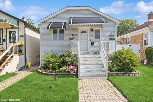 9532 Henrietta, Brookfield, IL 60513