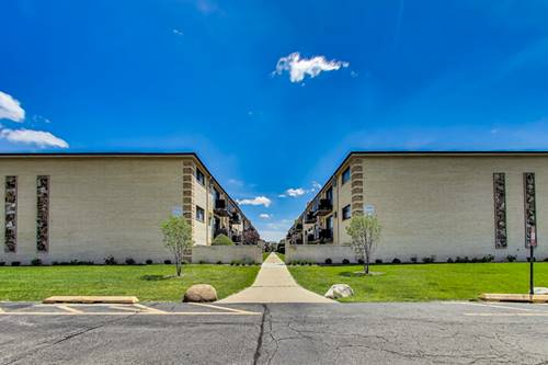 5113 N East River Unit 1M, Chicago, IL 60656