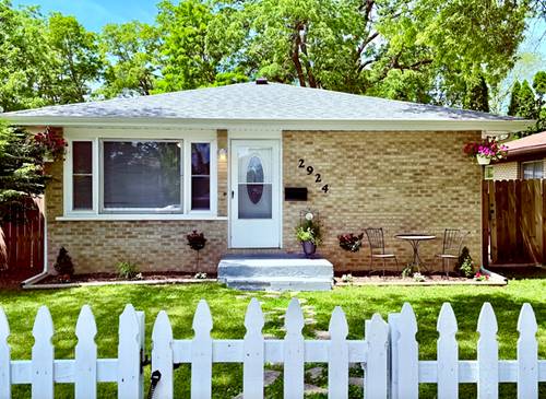 2924 Gideon, Zion, IL 60099