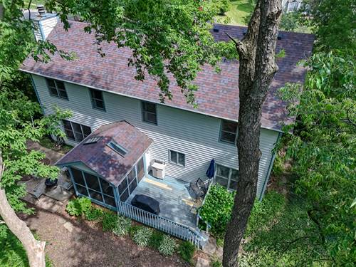 462 Kelly, Crystal Lake, IL 60012