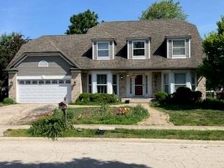0N642 Alta, Winfield, IL 60190
