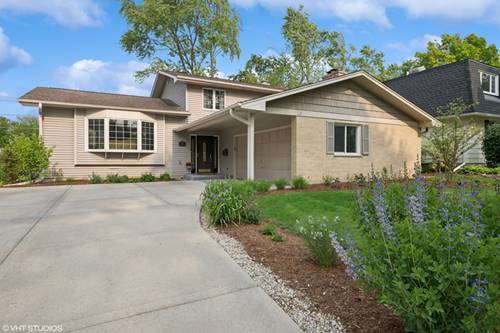 1407 N Dunton, Arlington Heights, IL 60004