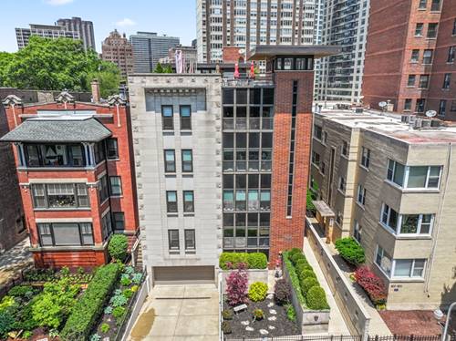 506 W Roscoe Unit 201, Chicago, IL 60657