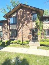 1S215 Stratford, Villa Park, IL 60181