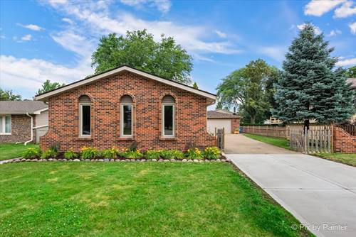 1832 W Woodland, Addison, IL 60101