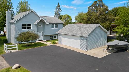 1905 E Grand, Lindenhurst, IL 60046