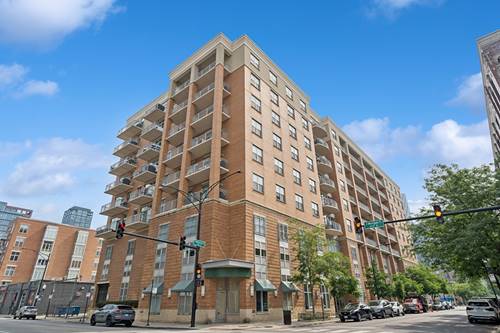 950 W Monroe Unit 703, Chicago, IL 60607