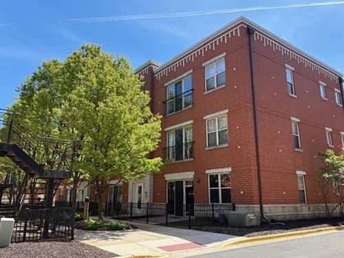 343 E 25th Unit 18C, Chicago, IL 60616
