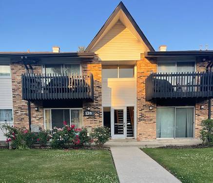 13 Kingery Quarter Unit 106B, Willowbrook, IL 60527