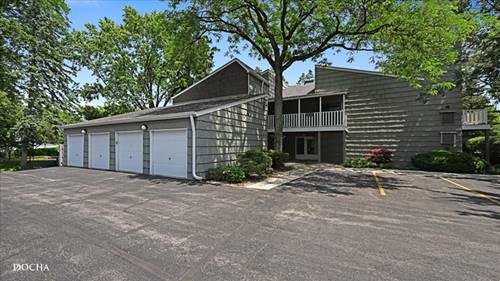 2051 Creekside Unit 2-3, Wheaton, IL 60189