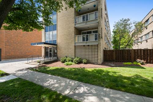 429 Wesley Unit 301, Oak Park, IL 60302