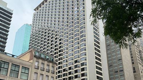 535 N Michigan Unit 1811, Chicago, IL 60611