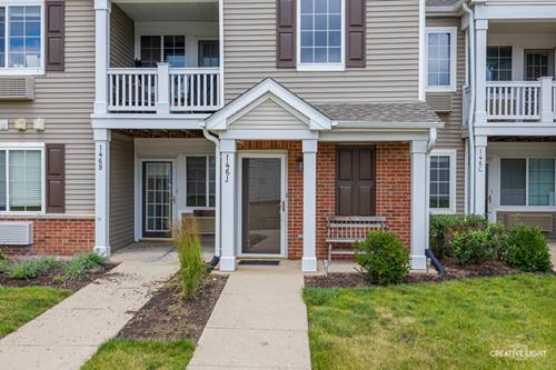 146 Bertram Unit B, Yorkville, IL 60560