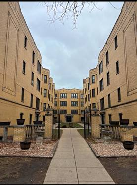 3823 N Greenview Unit 1W, Chicago, IL 60613