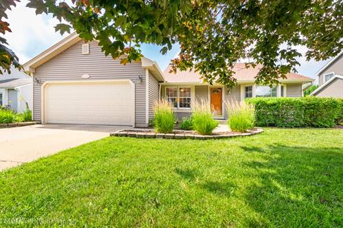 1043 Plum Tree, Crystal Lake, IL 60014