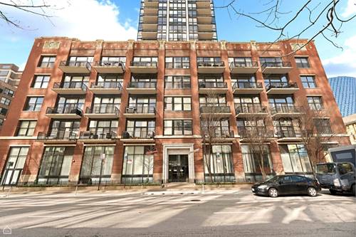 210 S Desplaines Unit 1509, Chicago, IL 60661