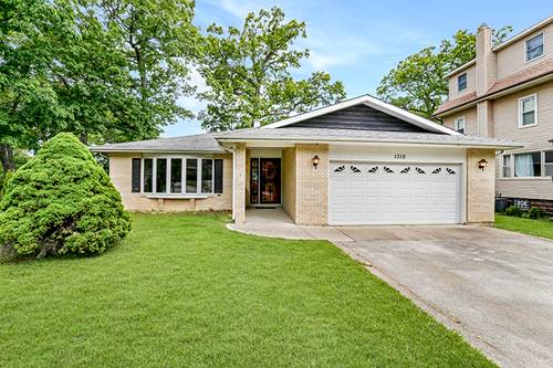 1310 Vinewood, Willow Springs, IL 60480