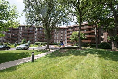 120 Lakeview Unit 105, Bloomingdale, IL 60108