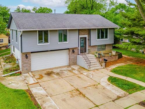 721 Lacy, Streamwood, IL 60107