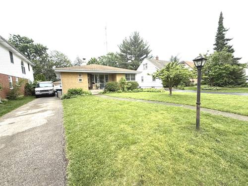 419 S Chase, Lombard, IL 60148