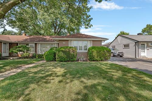 9028 S Knox, Hometown, IL 60456