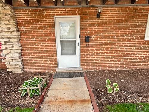 1915 Whitechapel Unit 1A, Mount Prospect, IL 60056