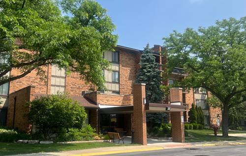 77 Lake Hinsdale Unit 207, Willowbrook, IL 60527