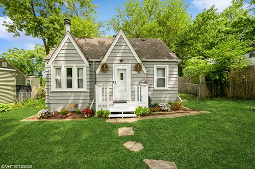 7718 Beach, Wonder Lake, IL 60097