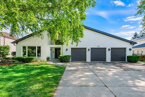 3713 Vantage, Glenview, IL 60026