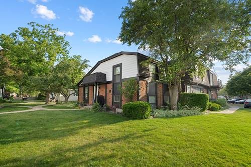 1024 Inverrary Unit 1024, Deerfield, IL 60015