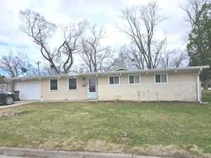 2301 Hermon, Zion, IL 60099