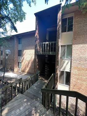5904 Forest View Unit 3F, Lisle, IL 60532