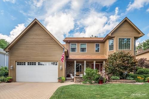 590 Redwood, Lisle, IL 60532
