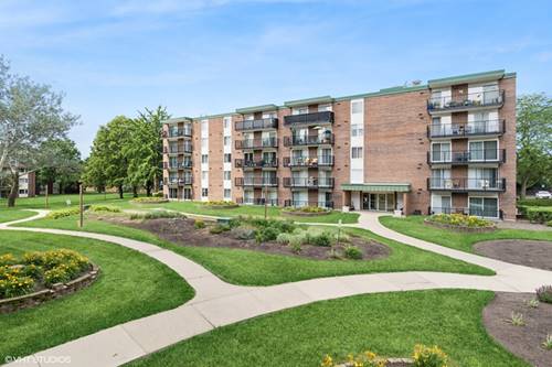 5S040 Pebblewood Unit E201, Naperville, IL 60563