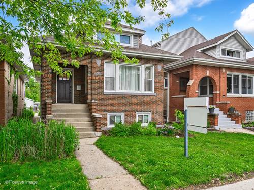 4048 W Argyle, Chicago, IL 60630