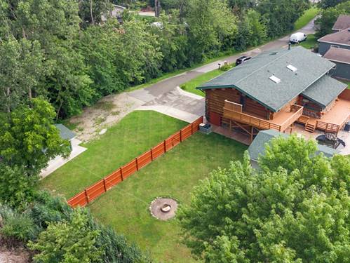 4185 Eastwood, Park City, IL 60085