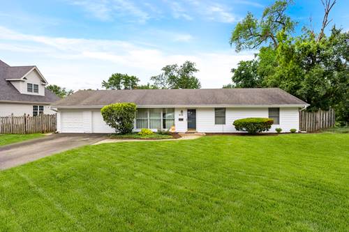 532 E Hawthorne, Wheaton, IL 60187