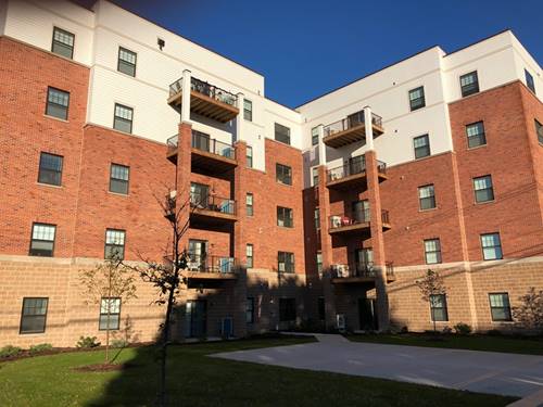 301 N Madison Unit 3C, Woodstock, IL 60098
