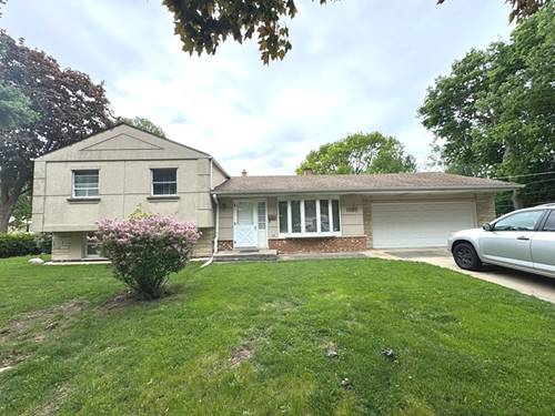 1405 W Brown, Arlington Heights, IL 60004