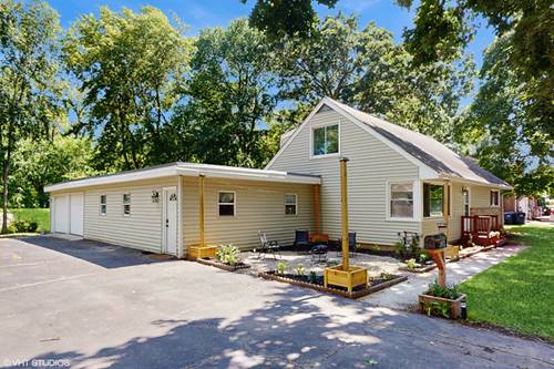 16051 W Des Plaines, Libertyville, IL 60048