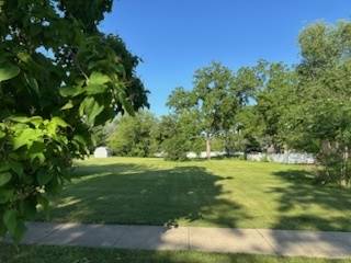 411-13 N Wilmette, Westmont, IL 60559