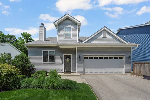 228 Juneway, Lake Bluff, IL 60044