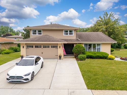 8515 Broadmoor, Palos Hills, IL 60465