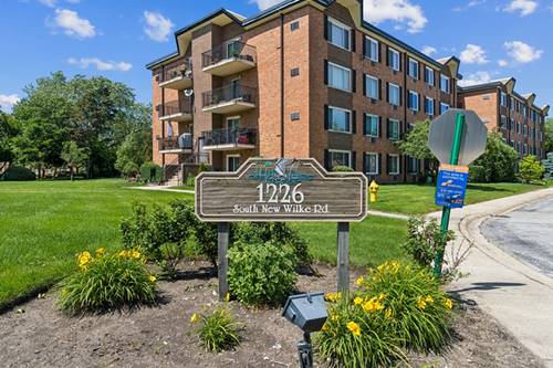 1226 S New Wilke Unit 301, Arlington Heights, IL 60005