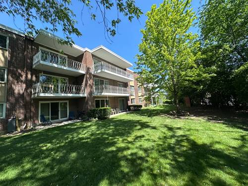 200 Deborah Unit 13C, Wheeling, IL 60090