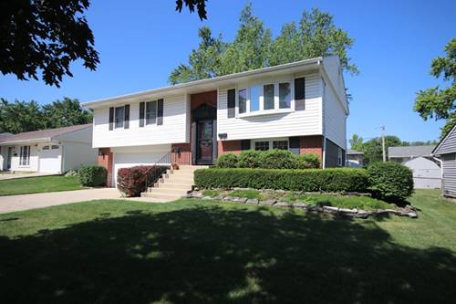 102 Villa, Streamwood, IL 60107