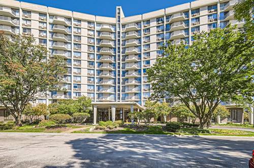 20 N Tower Unit 12M, Oak Brook, IL 60523