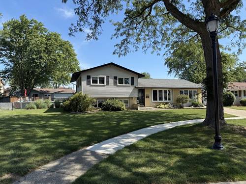 628 Ironwood, Elk Grove Village, IL 60007
